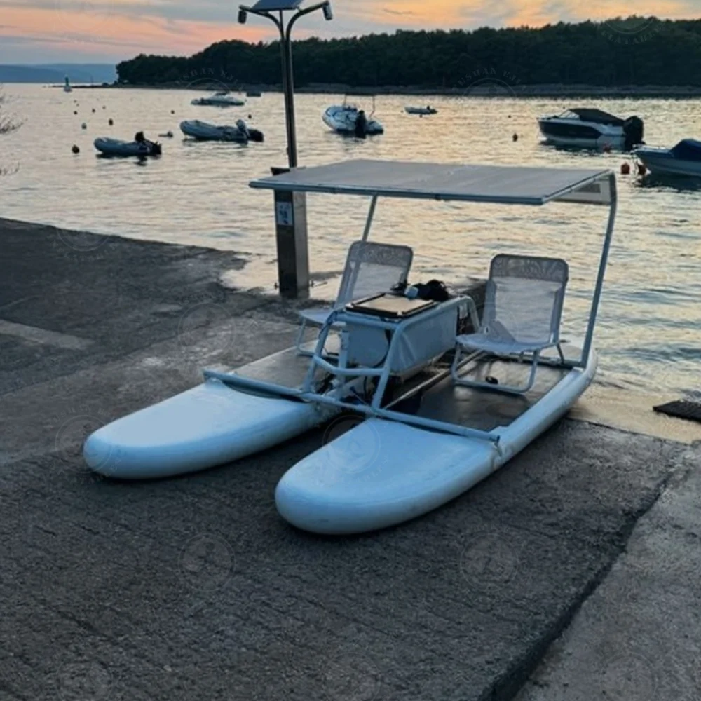 

Высокопроизводительный надувной катамаран из усиленного ПВХ, идеально подходящий для водных приключений