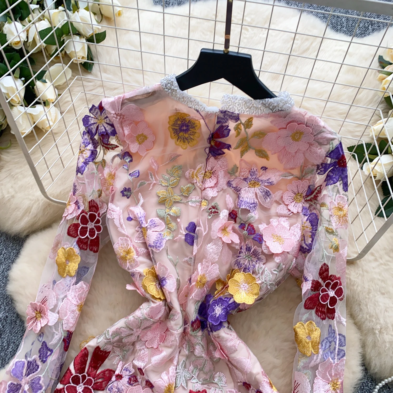 シックなヴィンテージ O ネックスリム刺繍エレガントな妖精韓国ファッション自由奔放に生きるサンドレス女性服ミニドレス