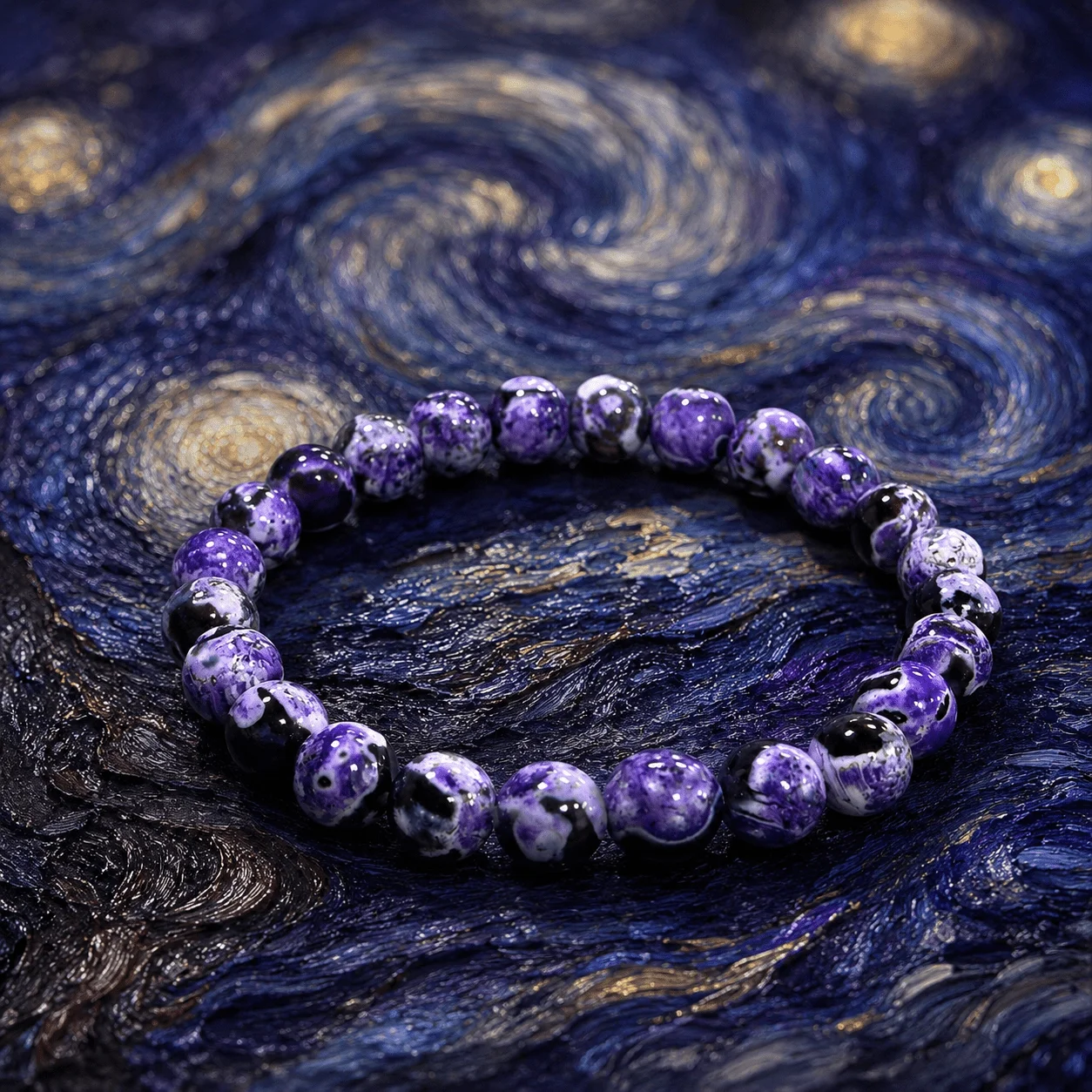 Lila Steinmuster-Perlenarmband; Inspiriert von Ölgemälden, mit abstraktem Kunststil – geeignet für den Alltag. – Detail 4