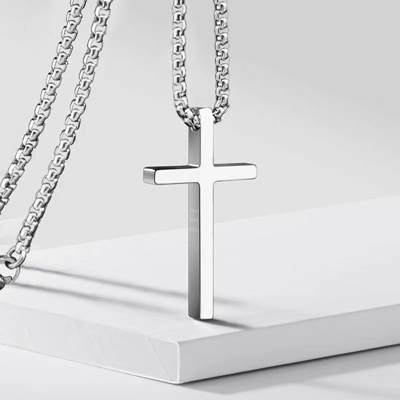 Silver Simple Cross Pendant Necklace Unisex Accessories for Couples, Brother and Sister Style as a Gift Jewelry Accessories