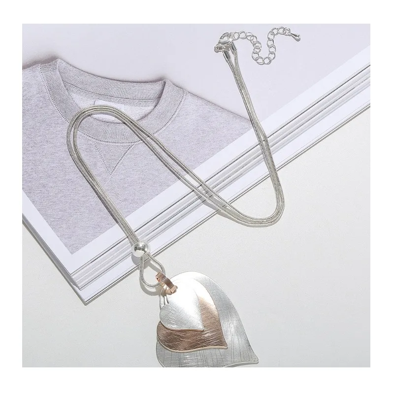 

Sweater Chain, Foreign Trade Explosion Necklace, Retro Brushed Love Pendant, Women's Metal Long Necklace.