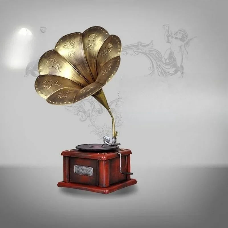 Metal Gramophone Ornaments Retro Art Creative Aesthetic Sculptures Interior Decoration Ornaments Record Player Crafts Model