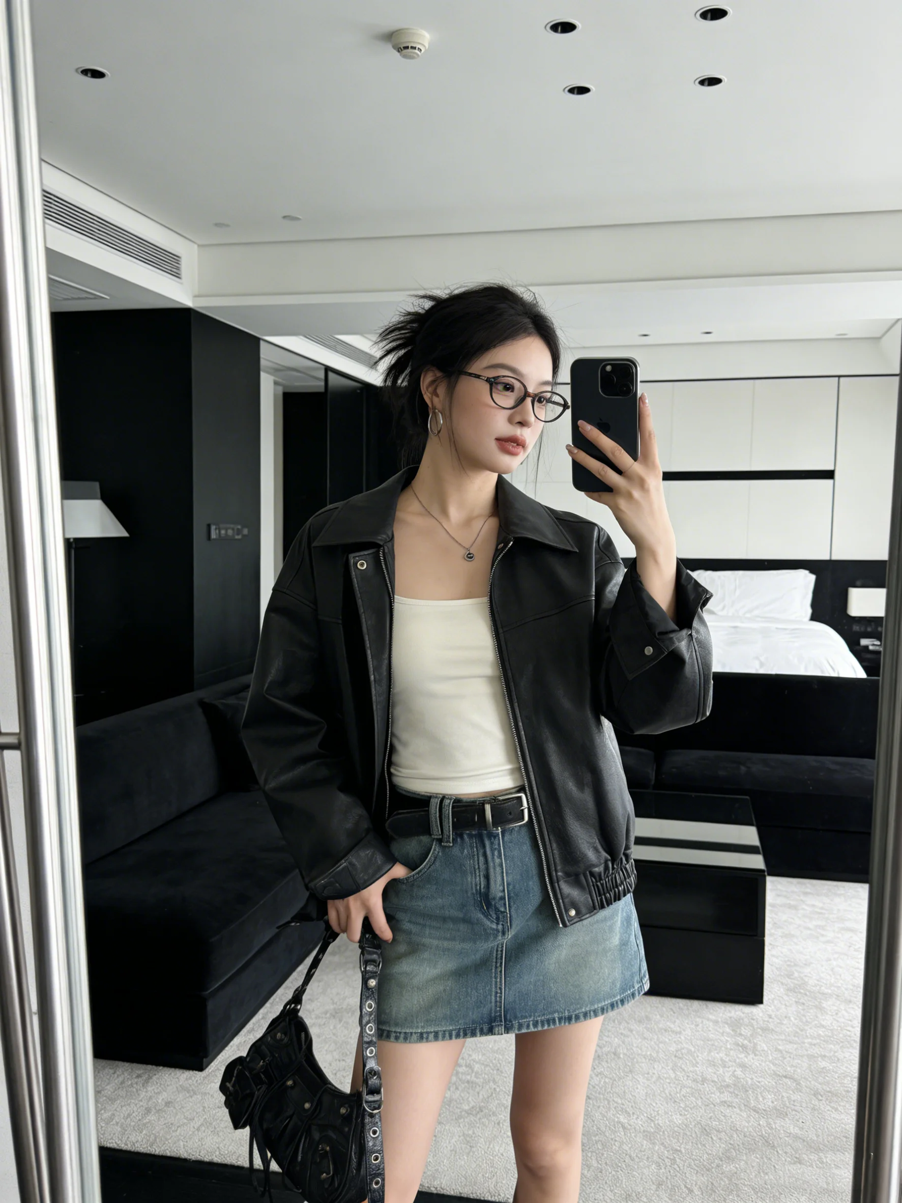 

Fashionable Short Collar Leather Jacket Women's Resistant to Deformation Retro Style Casual Wear Daily Use Youth Pure Color