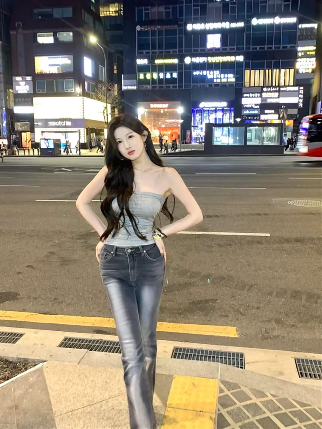 

Джинсы-клеш с низкой посадкой и высокой талией, эластичные, утягивающие, из денима, с эффектом подтяжки ягодиц, в корейском стиле, повседневные, из хлопкового стрейч-денима