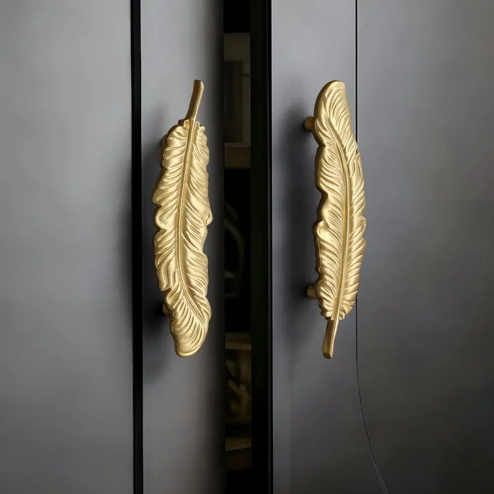 Creative Feather Shape Door Handle Light Luxury Solid Brass Cupboard Pulls Drawer Knobs For Bedroom Furniture Wardrobe Decor