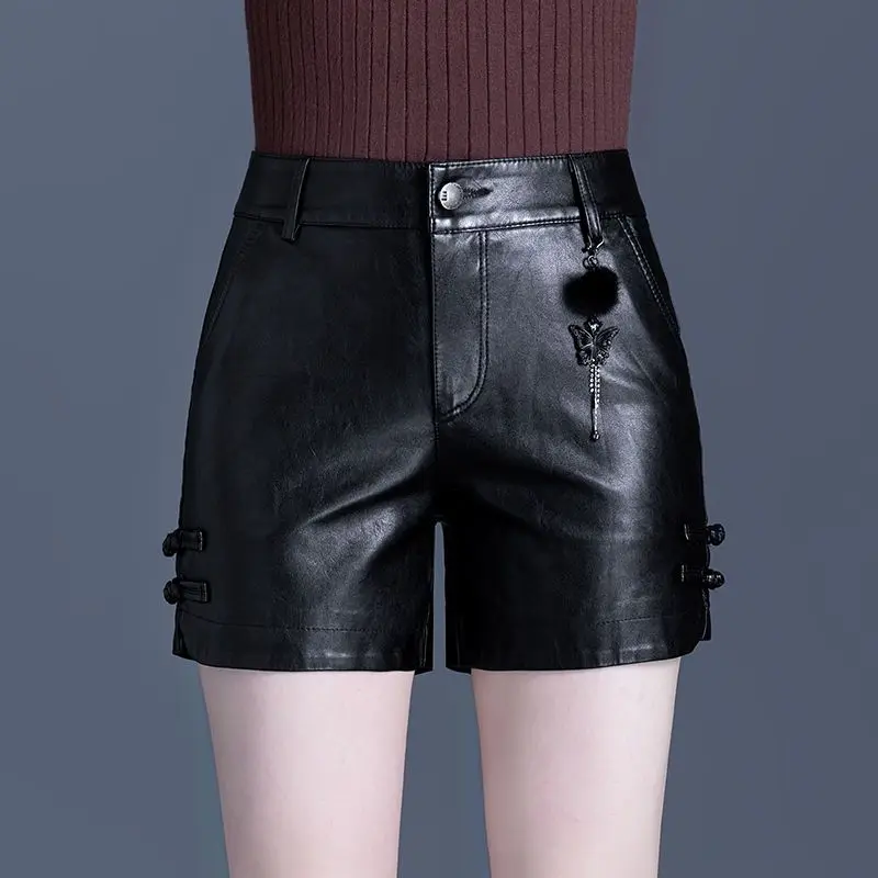 Nuovi pantaloncini dimagranti in pelle PU a vita alta per donna Autunno e inverno Pantaloni in pelle di grandi dimensioni A-line Gambe larghe larghe larghe coreane