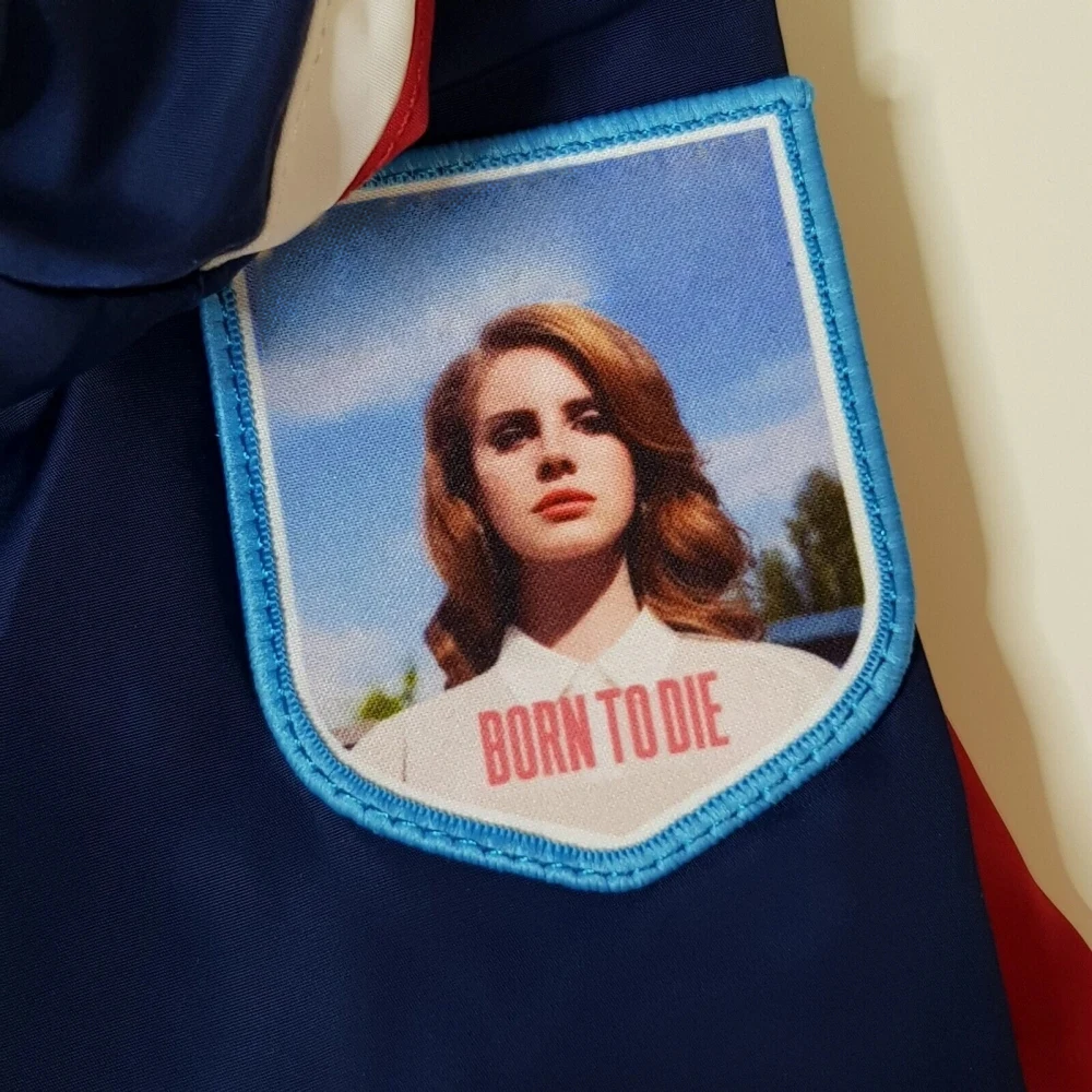 Lana Merch Gedenk-LDR-Rennjacken 2026 Navy für Damen und Herren, Rennjacke mit Aufnähern, Del Top Coat Reys Damenbekleidung – Detail 10