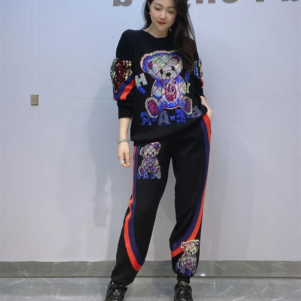 

Cartoon Bear Diamonds 2 Piece Sets Womens Outfits Sequins Sleeve Casual Tracksuit Women Autumn Loose Side Striped Pant Suits