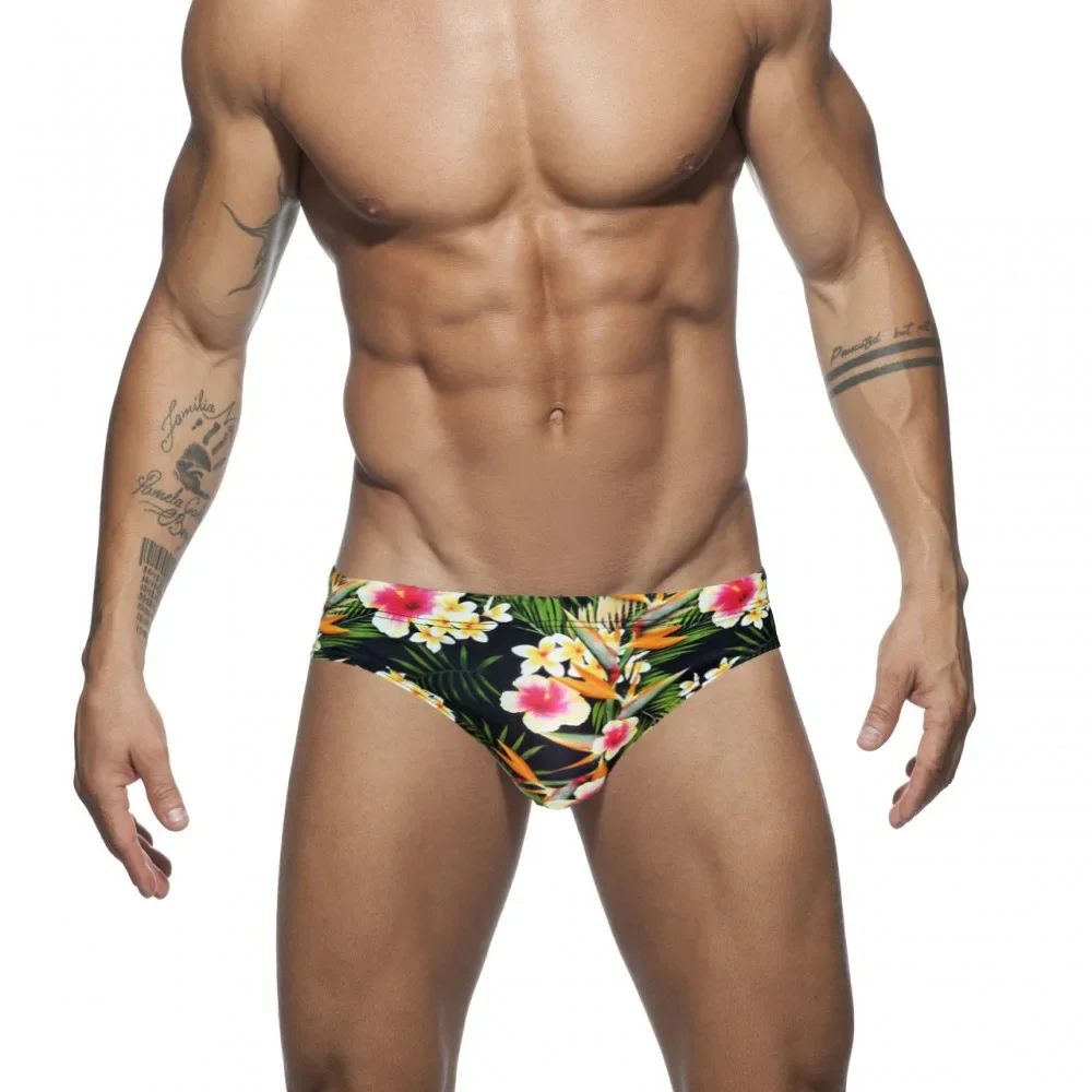 Mens Swim Briefs Swimwear Men Sexy Summer Leaf Swimsuit Low Waist Swimming Trunks Flower Print Surfing Beach Shorts Beachwear