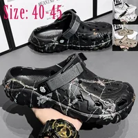 Sandales plates pour hommes, chaussures d'été, pantoufles d'extérieur, tongs, sabots de maison, 2024 2