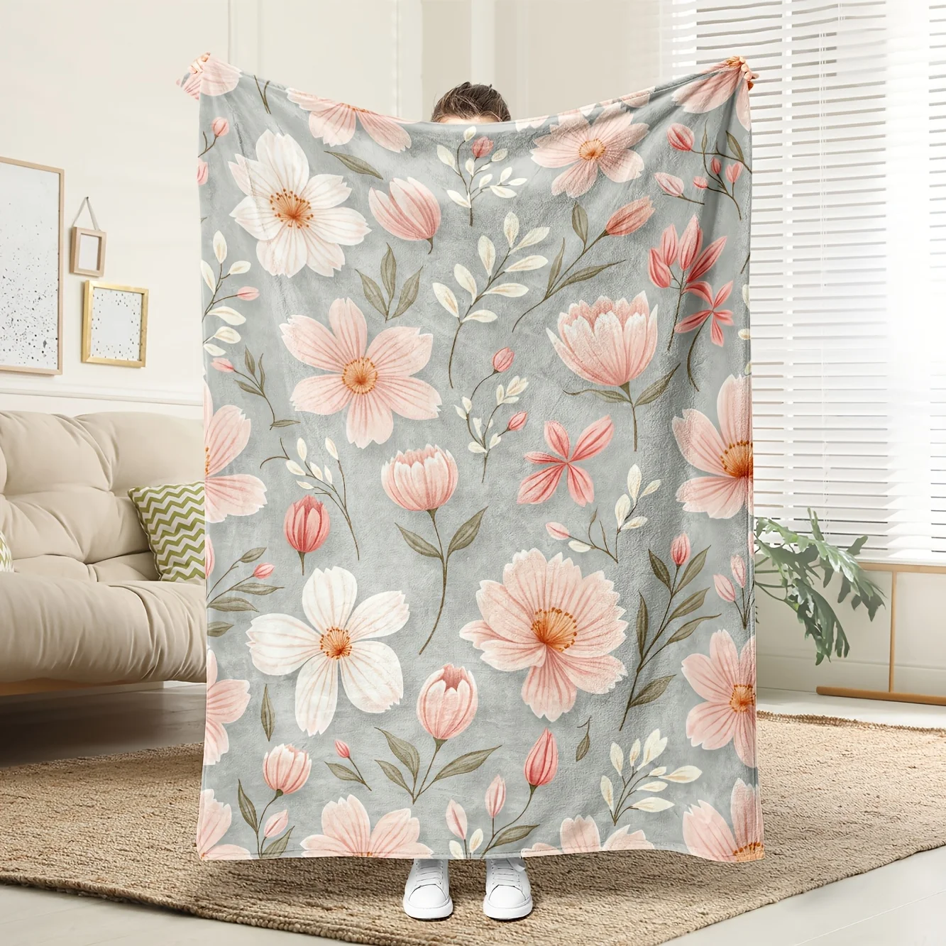 Cozy Pink White Floral Fleece Blanket