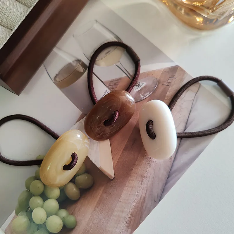 2 Stück Niedliche Haargummis im Khaki-Stil, Elastische Haarbänder für Frauen, Mädchen und Kinder, Urlaubs-Haaraccessoires – Detail 1