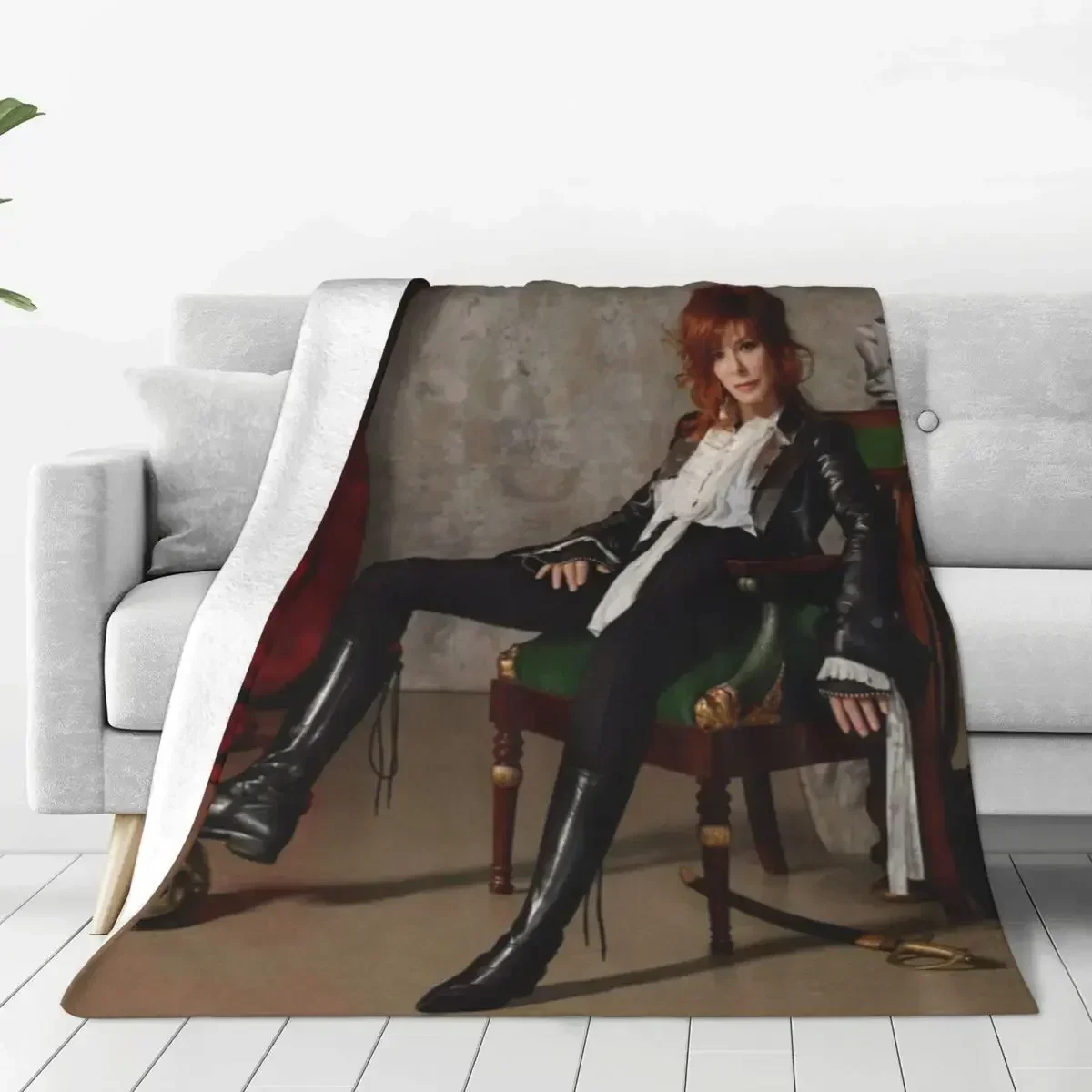 

Mylene Farmer Blanket Fleece Printed French Singer Breathable Lightweight Throw Blanket for Sofa Office Bedspreads
