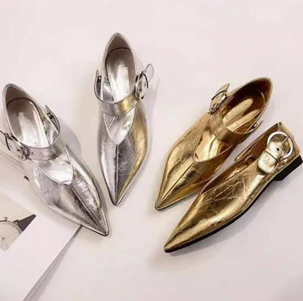 Silver Gold Leather Side Metal Buckle Pointed Toe Loafers V- Cut Thick Belt Buckle Flats Shoes Woman Comfortable Shoes