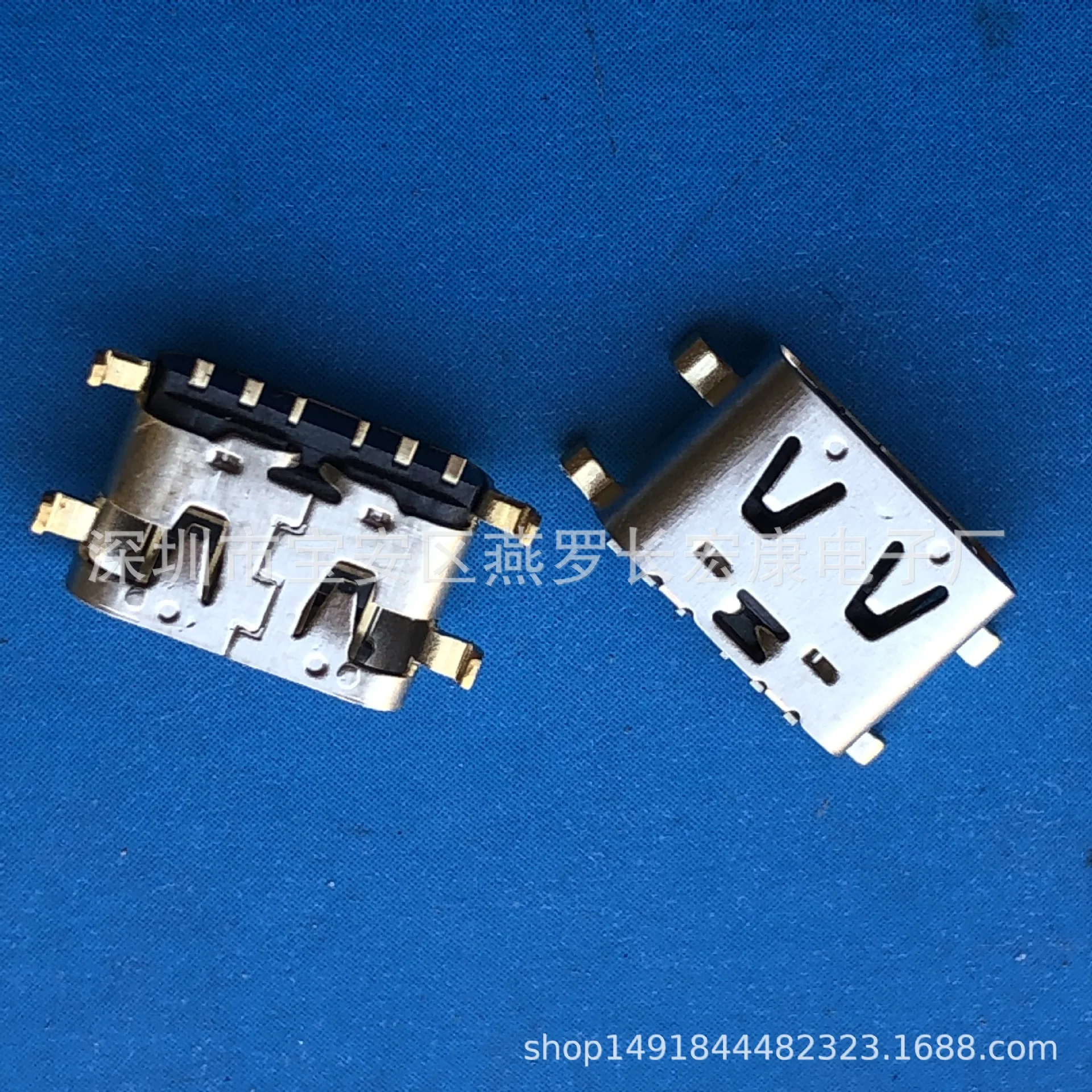 For USB 3.1 Type-C female seat SMT patch type, lying sticker 4 feet, full sticker 16P with shrapnel, interface