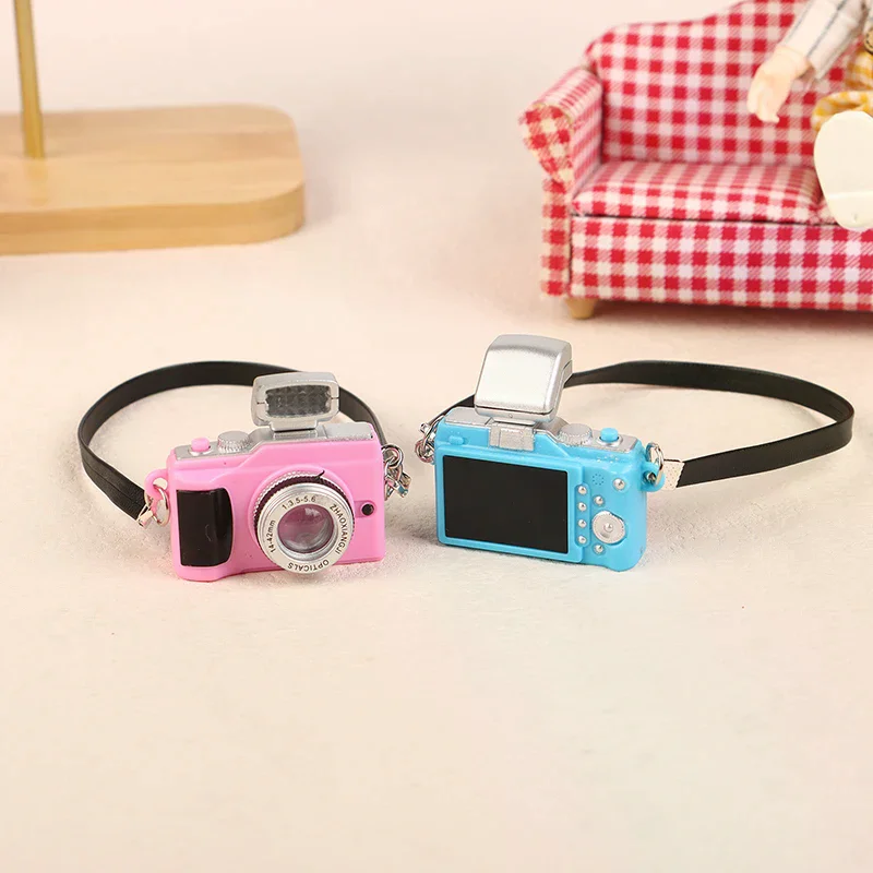 1pc Mini Doll Camera Model with Flash Leather Lanyard Idol Doll Camera DIY Dollhouse Plastic Toy Dress Up Accessories
