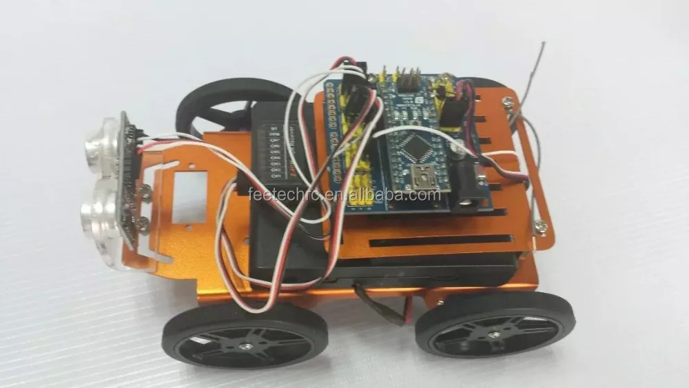장애물 회피 기능이 있는 2WD/4WD 모바일 로봇 플랫폼 아두이노 DIY 전자 장난감 뮤지컬 배터리 작동 자동차