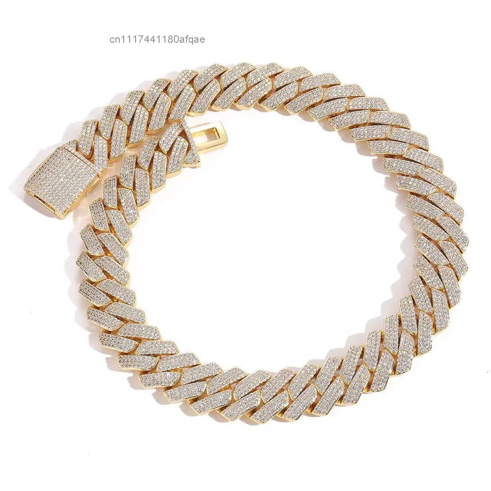 Top Quality Hip Hop Pass Diamond Tester Moon Shape Style 15MM 925 Sterling Silver Moissanite Cuban Link Chain.