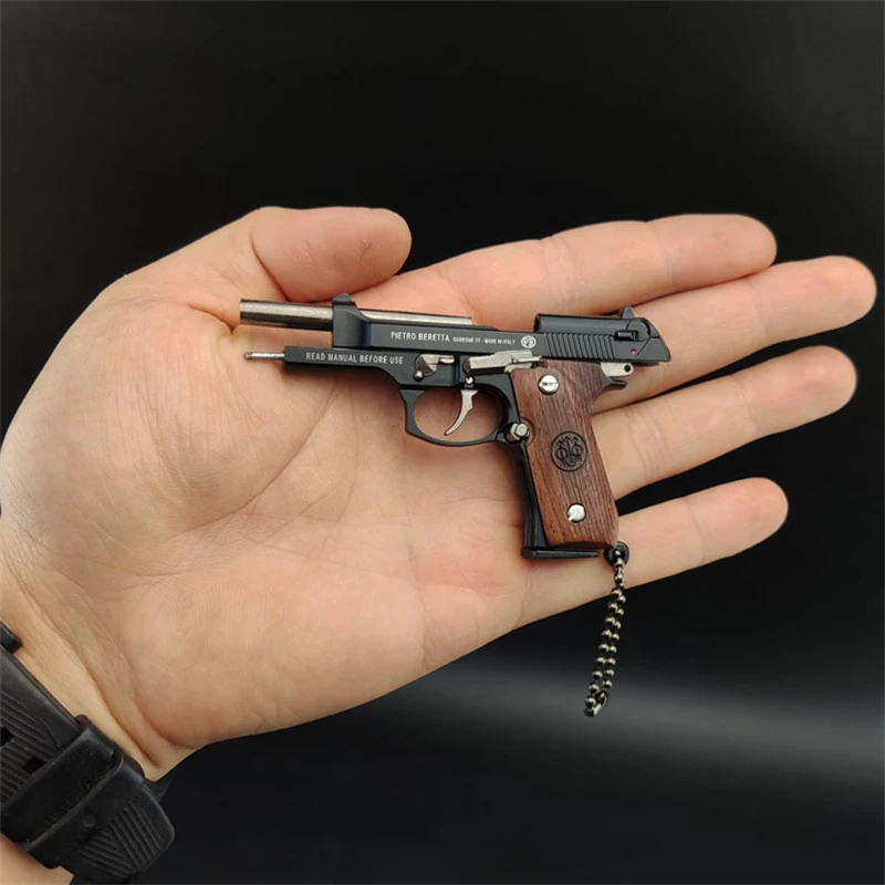 Solid Wood Handle 1:3 Metal Gun Keychain M92 Keyring Miniature Model Gun Alloy Pistol Pendant Collection Toy Gift
