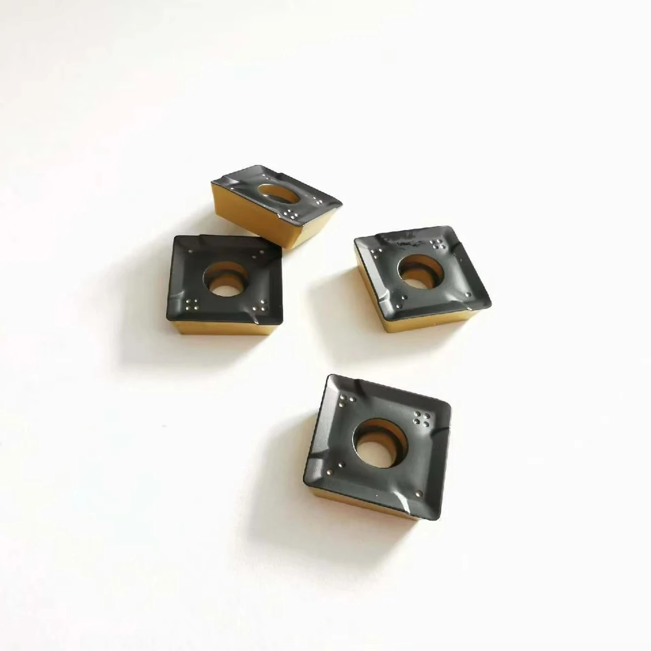 

AlTiCrN Finish Square Carbide Milling Insert OEM Customizable for Steel & Stainless Steel Machining