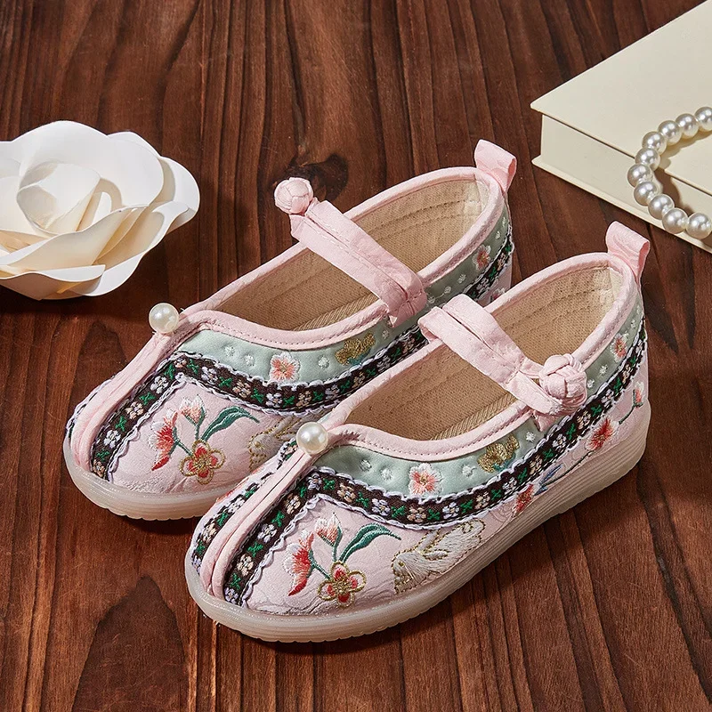 

Children's Embroidered Shoes Versatile Girls Princess Hanfu Performance Shoes Chinese Style Kids Causal Fashion Flat Cloth Shoes