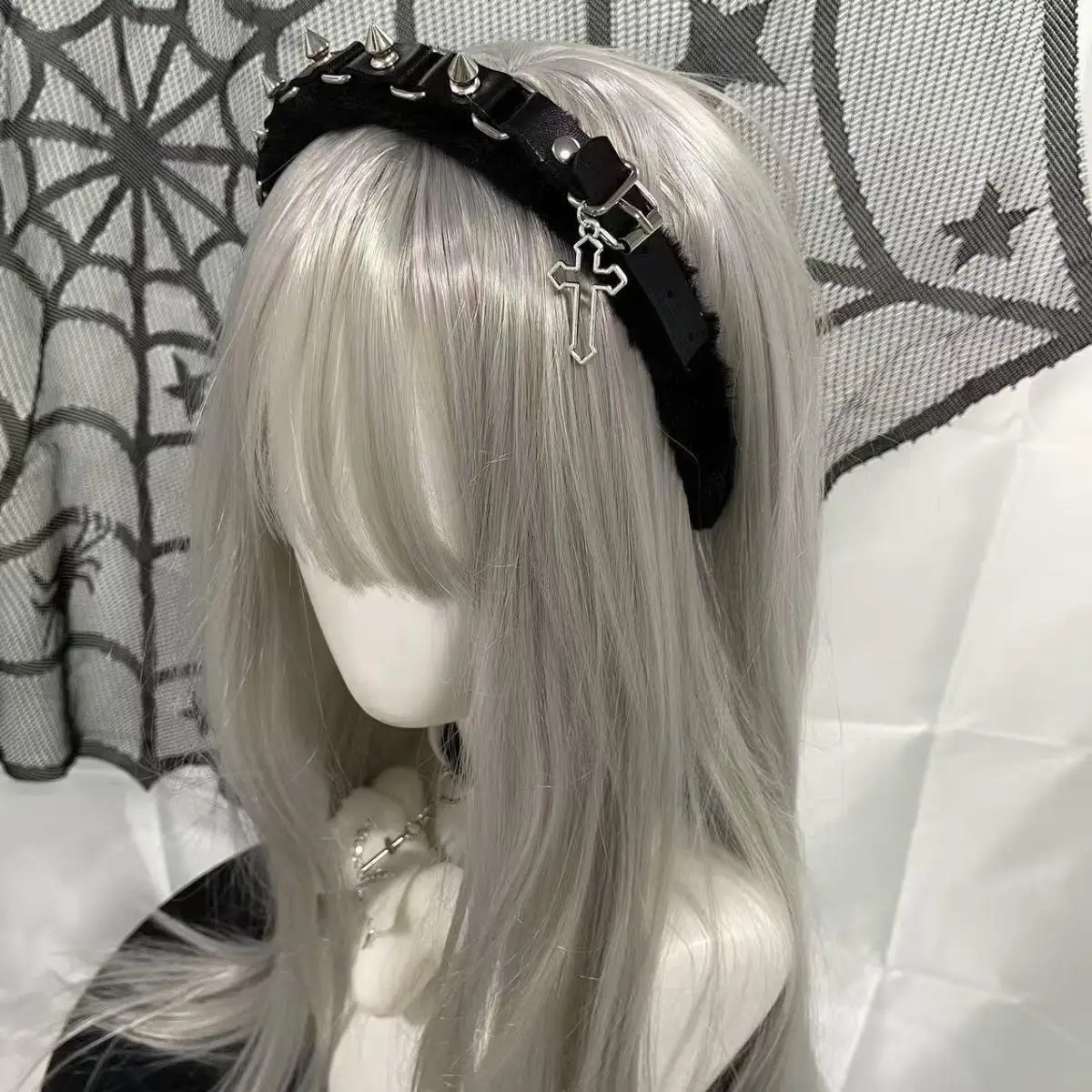 

Japanese handmade personality girl punk headband Y2K subculture headgear dark goth riveted cross plush headband for women