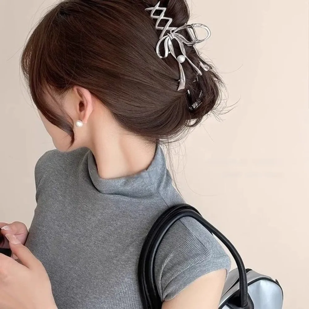 

Creative Alloy Ribbon Bow Hair Claw Pearl Vintage Bowknot Hair Clip Headwear Silver Balletcore Hairpin Girls