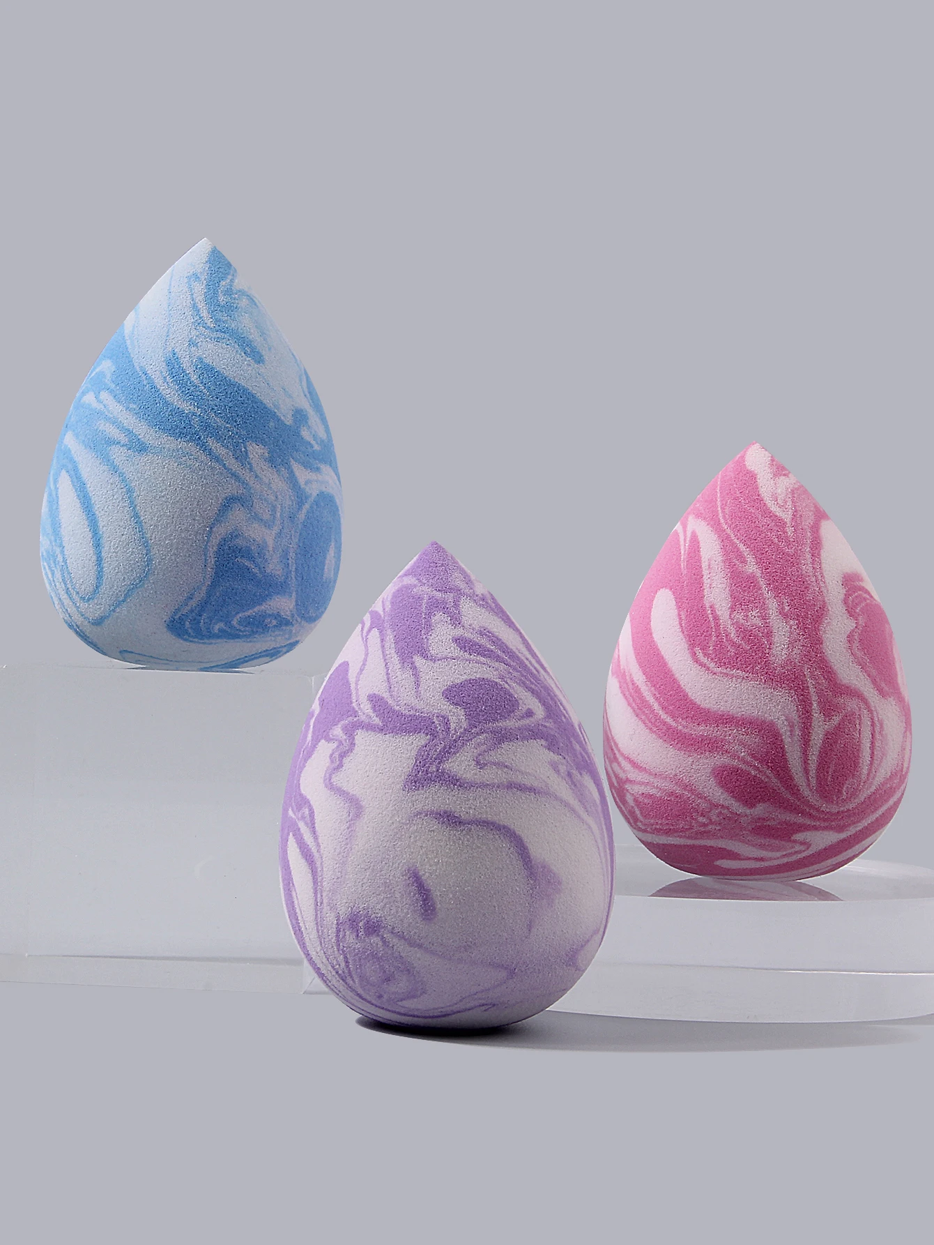 ระดับรูปลักษณ์สูง ไข่แต่งหน้าพื้นผิวหินอ่อน 3 ฟอง รองพื้นอเนกประสงค์แบบแห้งและเปียก คอนซีลเลอร์ และพัฟแป้งแต่งหน้า