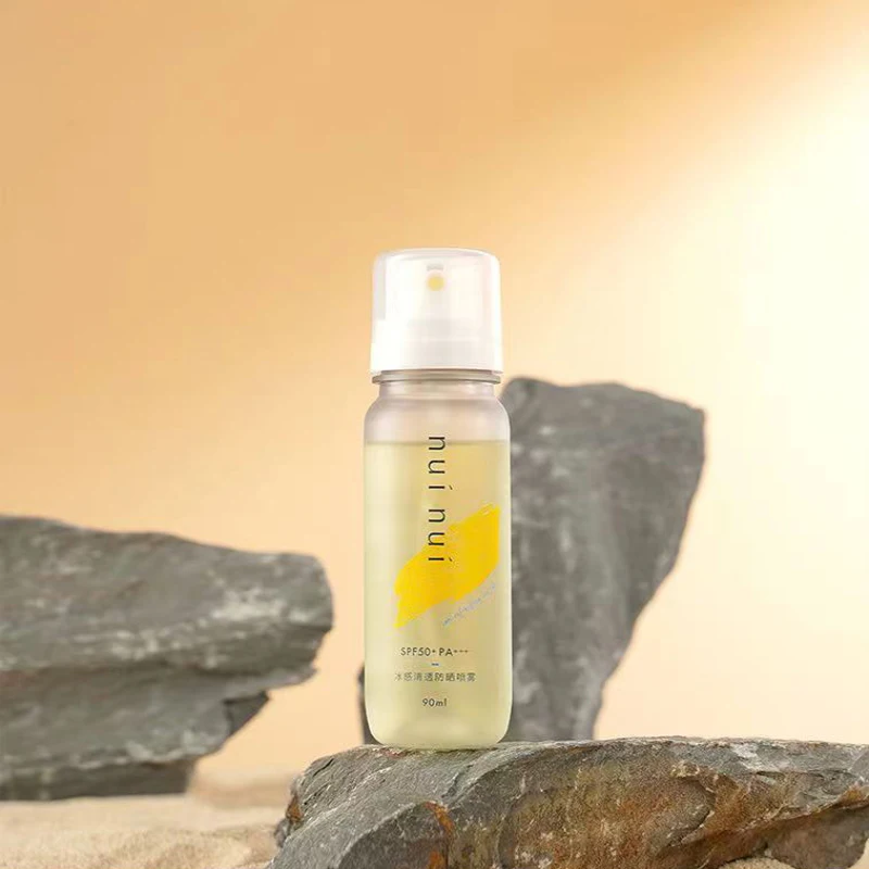 90ml NUINUI Sunscreen Spray Can be on the Plane Sunscreen Spray Water Moisturizing Light Portable Bottled Water Cosmetic