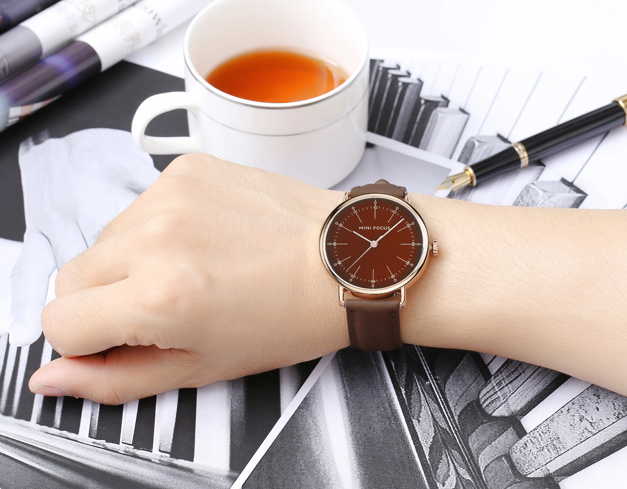 Mini Focus MF0056G Classic Quartz Watches Brown Genuine Leather Strap Waterproof Japan Quartz Movement Men Watch