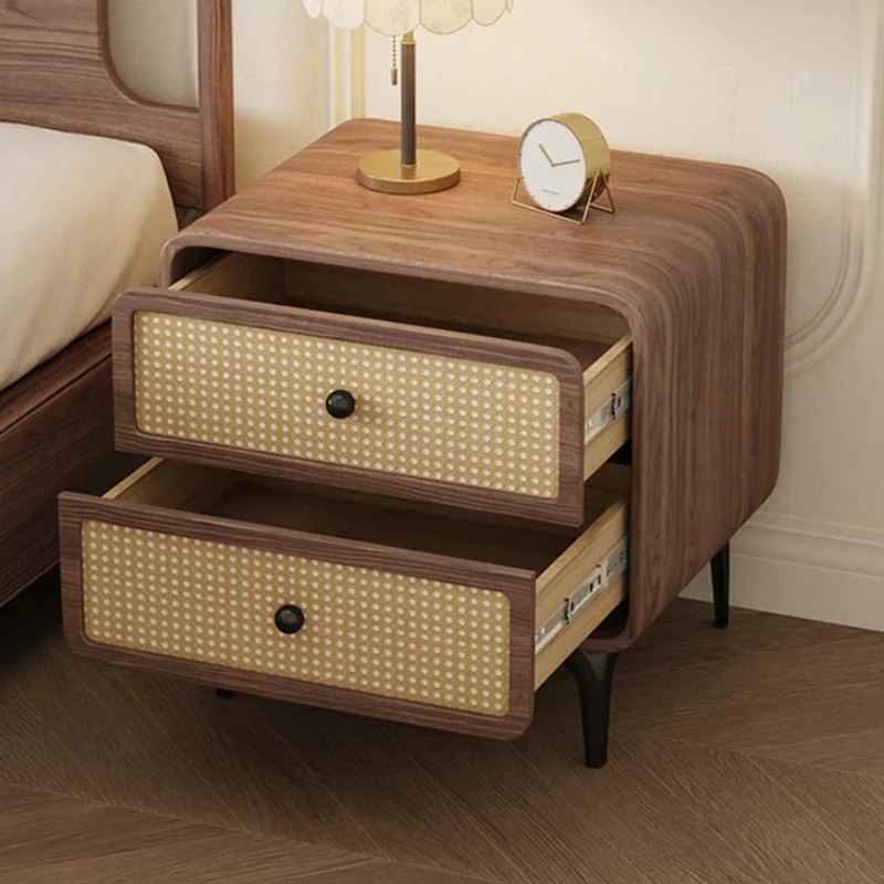 Vintage Nordic Bedside Table Modern Luxury Aesthetic Storage Fashion Display Bedside Table Comodini Bedroom Furniture