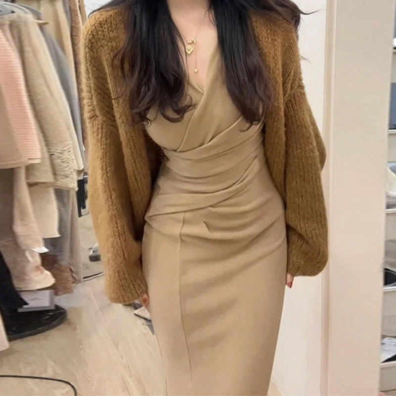 

Design Long-sleeved Dress Women's Clothing 2025 New Autumn and Winter Small Man with Coat with Hip-hugging Long Skirt