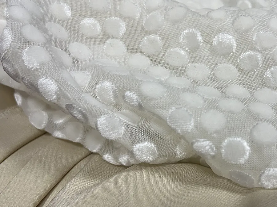 Designer Cloth Silk Velvet Clothing Fabric White 1-Point Etched-out Velvet Silk Fabric Dress Bottoming Shirt