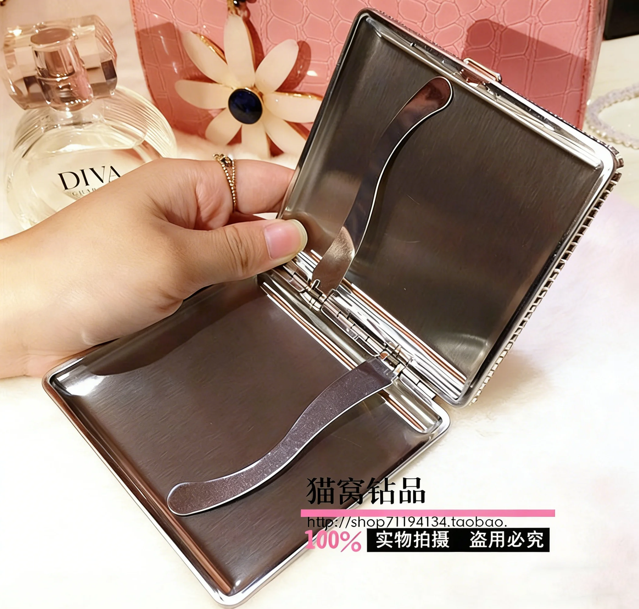 Women\'s Metal Cigarette Case 20pcs Capacity 84mm King Size, Shiny Rhinestone Exquisite Cigarette Box Holder