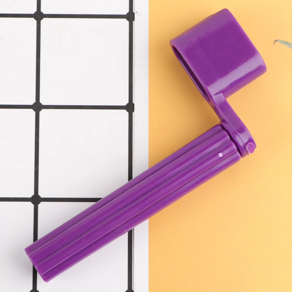 

Guitar Peg String Winder Bridge Pin Puller Drill Remover Drill Bit Adapter for Guitar Bass Banjo Dobro Mandolin Ukulele (Purple)