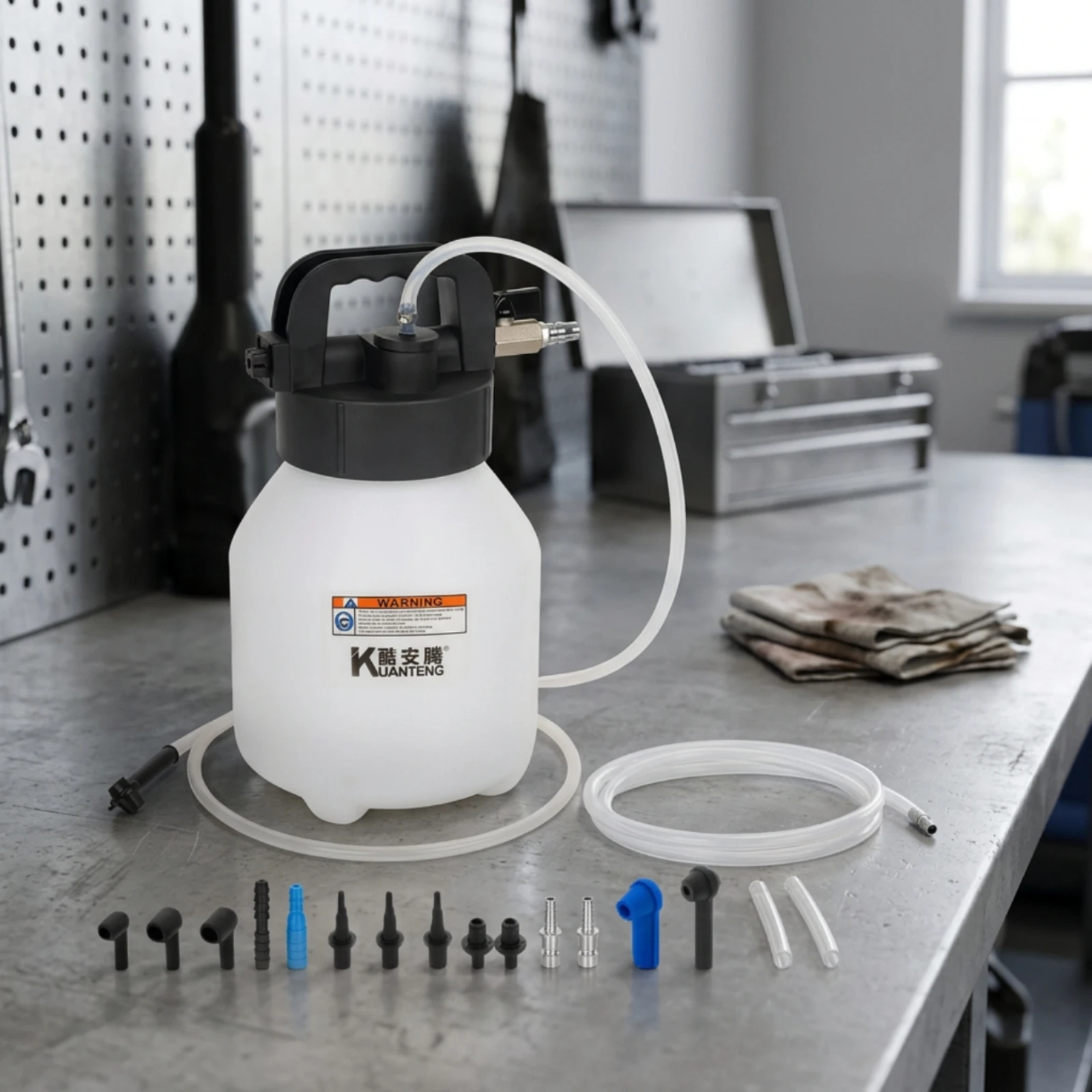 Brake Fluid Exchange Bottle Pressurized Brake Fluid Changer with Adapters Universal Portable for DIYers, Garage, Workshop