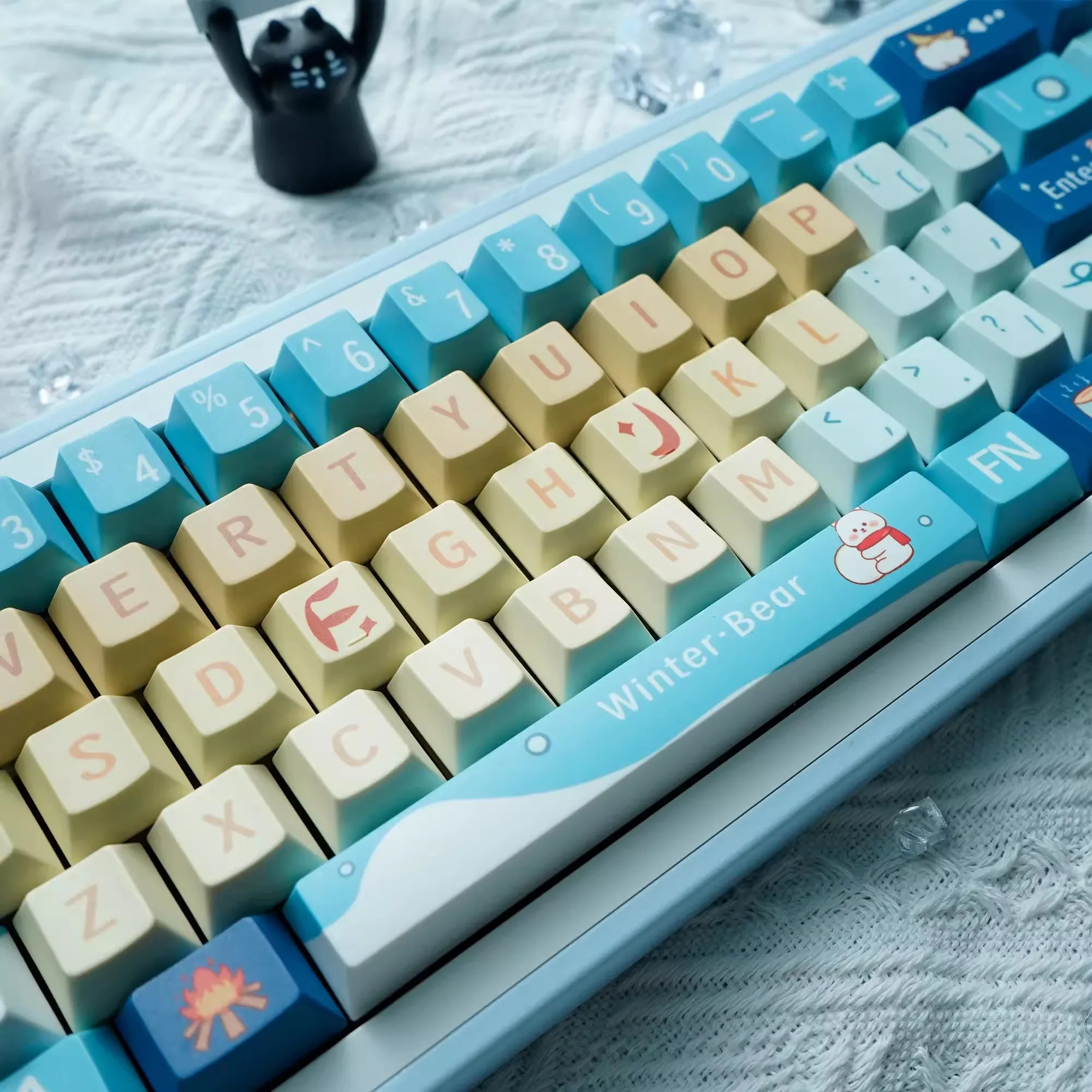 FKKeys 1 Set Winter Bear Keycaps Personality PBT Dye Sublimation Key Caps Cherry Profile 1.7mm Lightproof Keycap For MX Switch