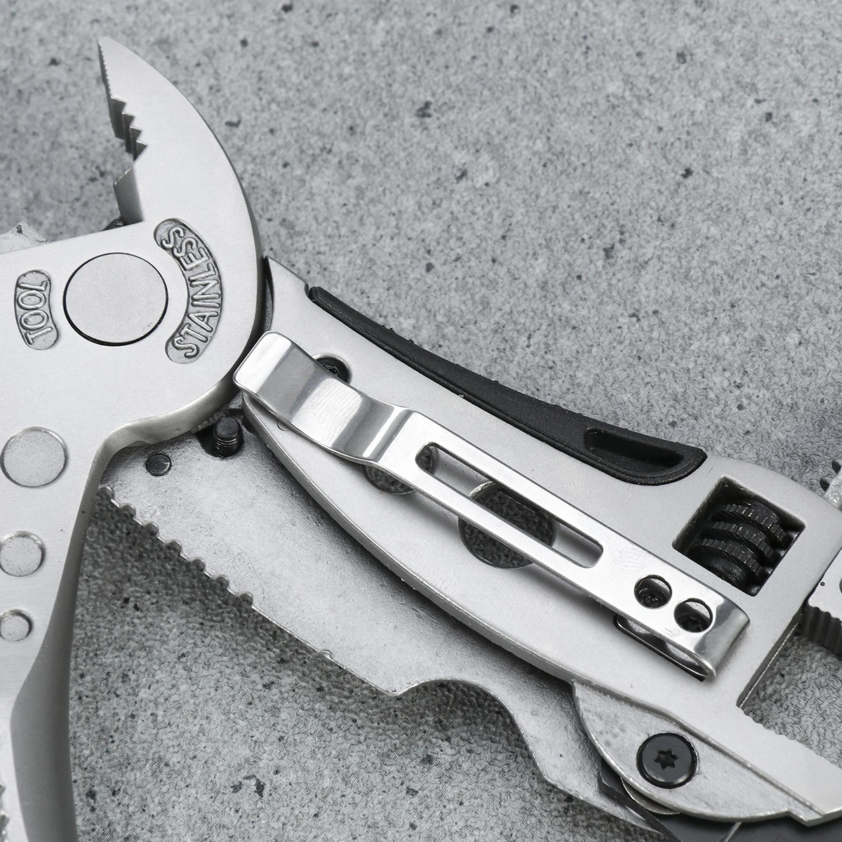

Multifunctional Outdoor Tool 12x4cm Silver Stainless Steel Wrench Jaw Screwdriver PliersKnife Camping Hiking Mountaineering