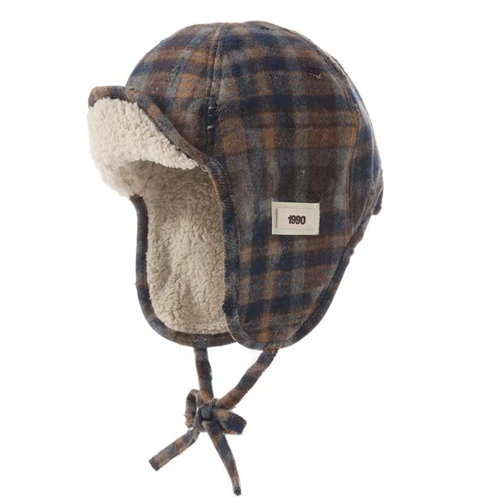 New Retro Ripped Design Lei Feng Hat Warm Fleece Lace-up Bomber Hats Plaid Pattern Ear Protector Hat Men Women
