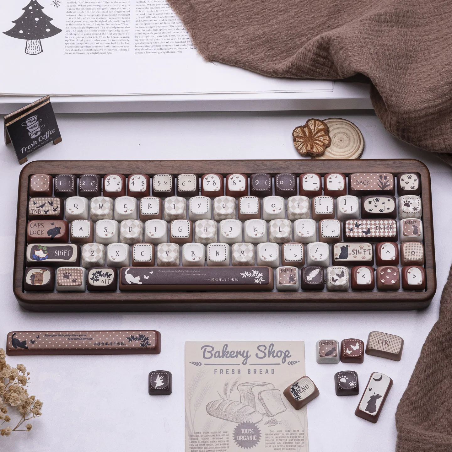 130キー MOAプロファイル キュートで快適な静寂の空間  - Gaming Keyboard That Is Quiet のレビューと価格