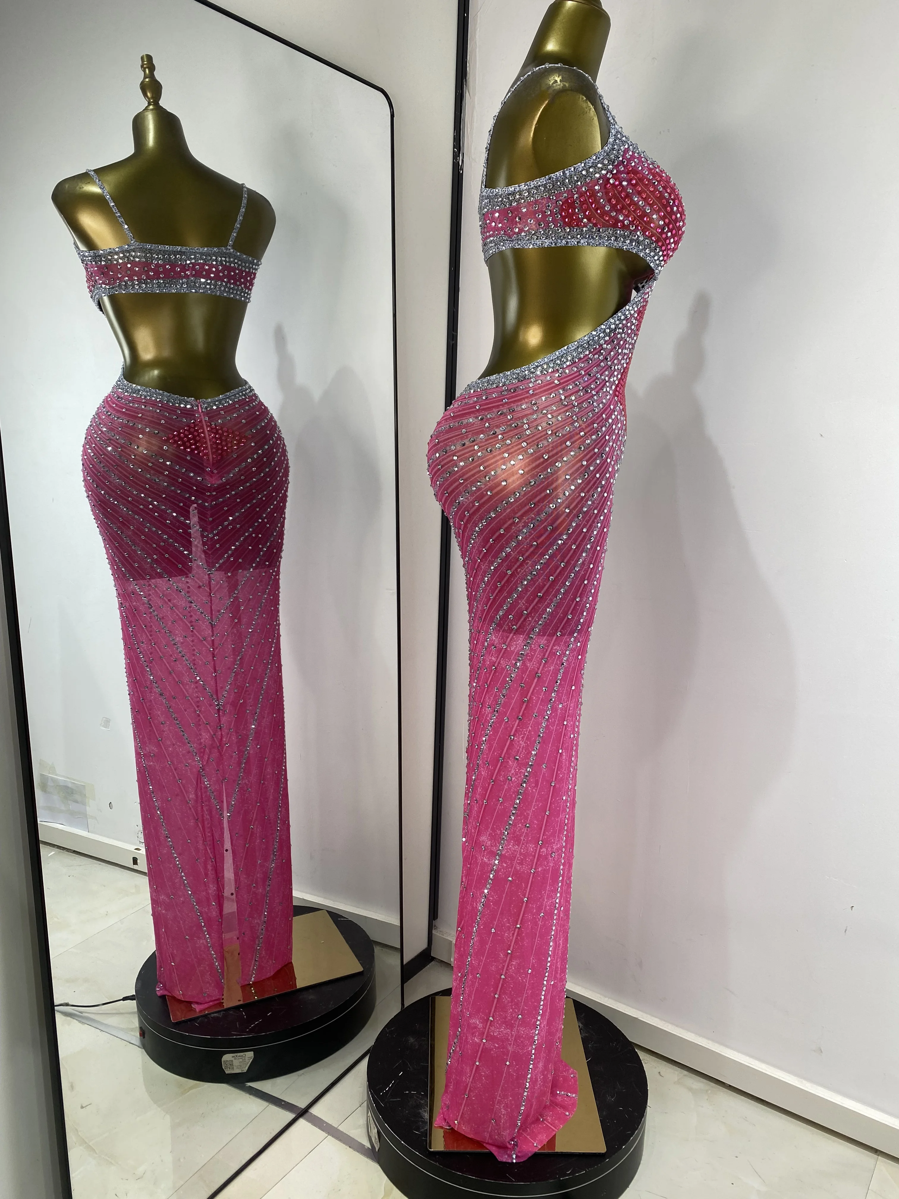 여성용 럭셔리 핑크 라인스톤 메쉬 컷아웃 맥시 롱 스플릿 드레스 섹시 오픈 레그 생일 런웨이 셀럽 이브닝 클럽 파티 가운