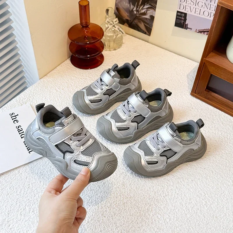 Kids Running Shoes Soft Bottom Mesh Breathable Children Sneakers Toes Capped 2025 New Students Sports Shoes Comfortable Ins