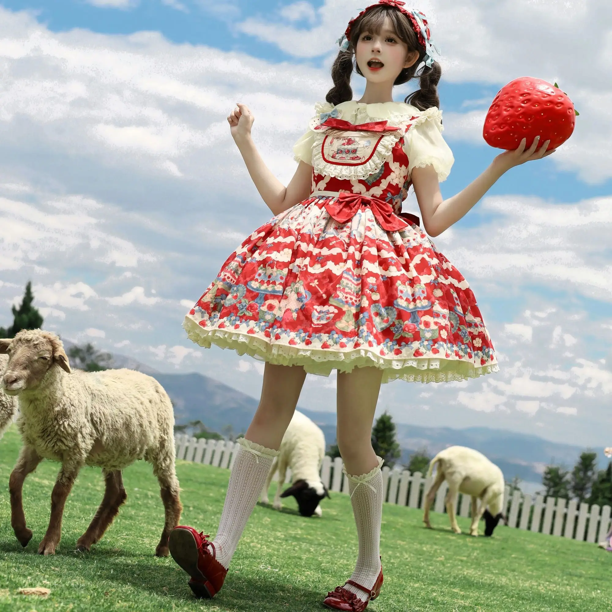 MAGOGO Fragola Tata Kawaii Lolita Fragola Stampata OP Abito Donna Estate Dolce Fiocco Grembiule di Pizzo Principessa Tea Party Abiti