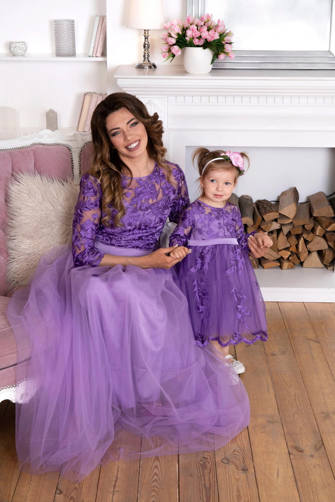 

Фиолетовое кружевное и тюлевое платье для мамы и дочки для фотосессии или вечеринки, А-силуэт, высокое качество, одинаковые наряды для матери и дочки