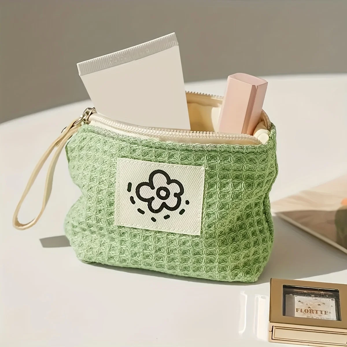 Matcha Green Mini Storage Bag, Cute Portable Sanitary Napkin Pouch Cosmetic Organizer Bag Ladies Small Coin Purse for Daily Use