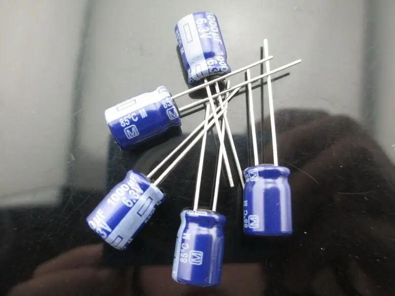 

20pcs Panasonic M 1000UF 6.3V 1000mfd electrolytic Capacitor 8*11.5mm 85°C