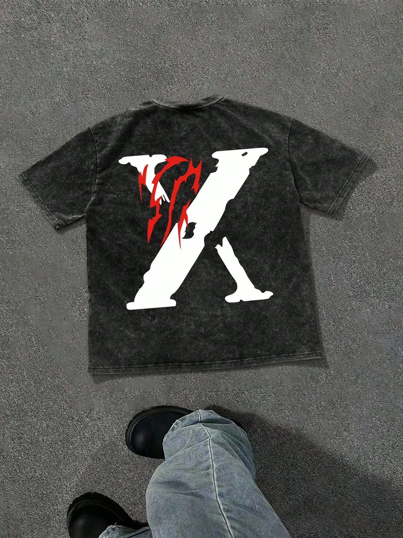 

Men's Distressed Washed T-Shirt with Bold Graphic Print, Loose Fit Casual Tee