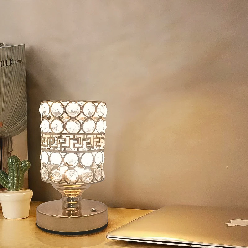 Nice French Style Desk Lamp Charging Night Light Eye Protection