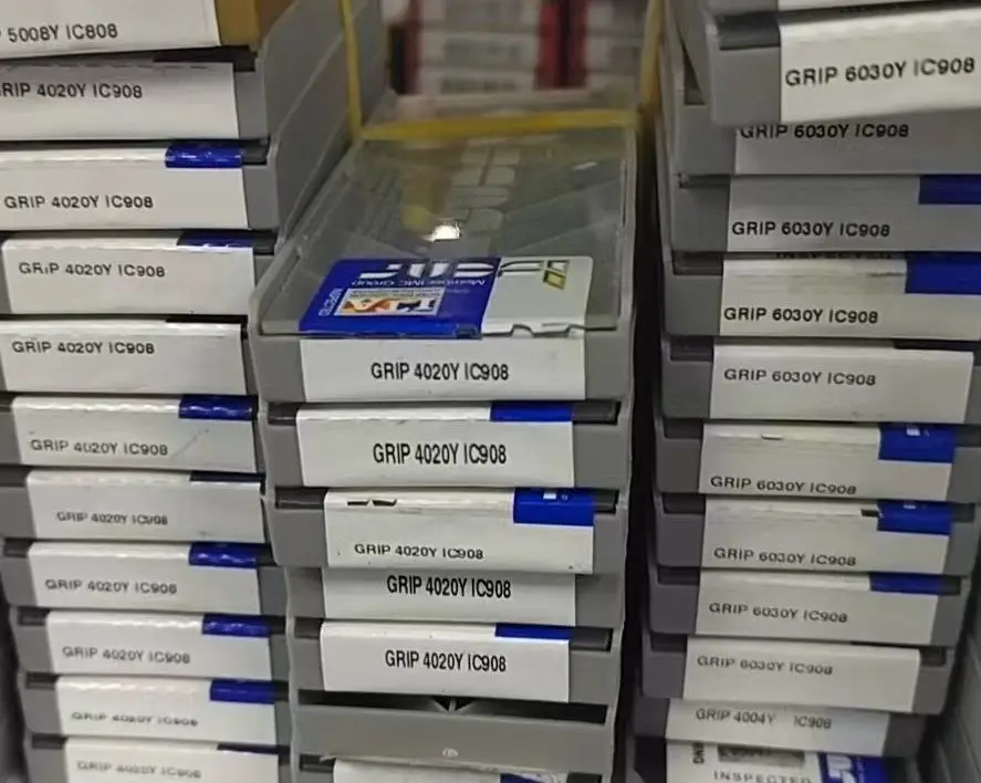 

Hard alloy cutting blades GIP 4.00E-0.80 IC908