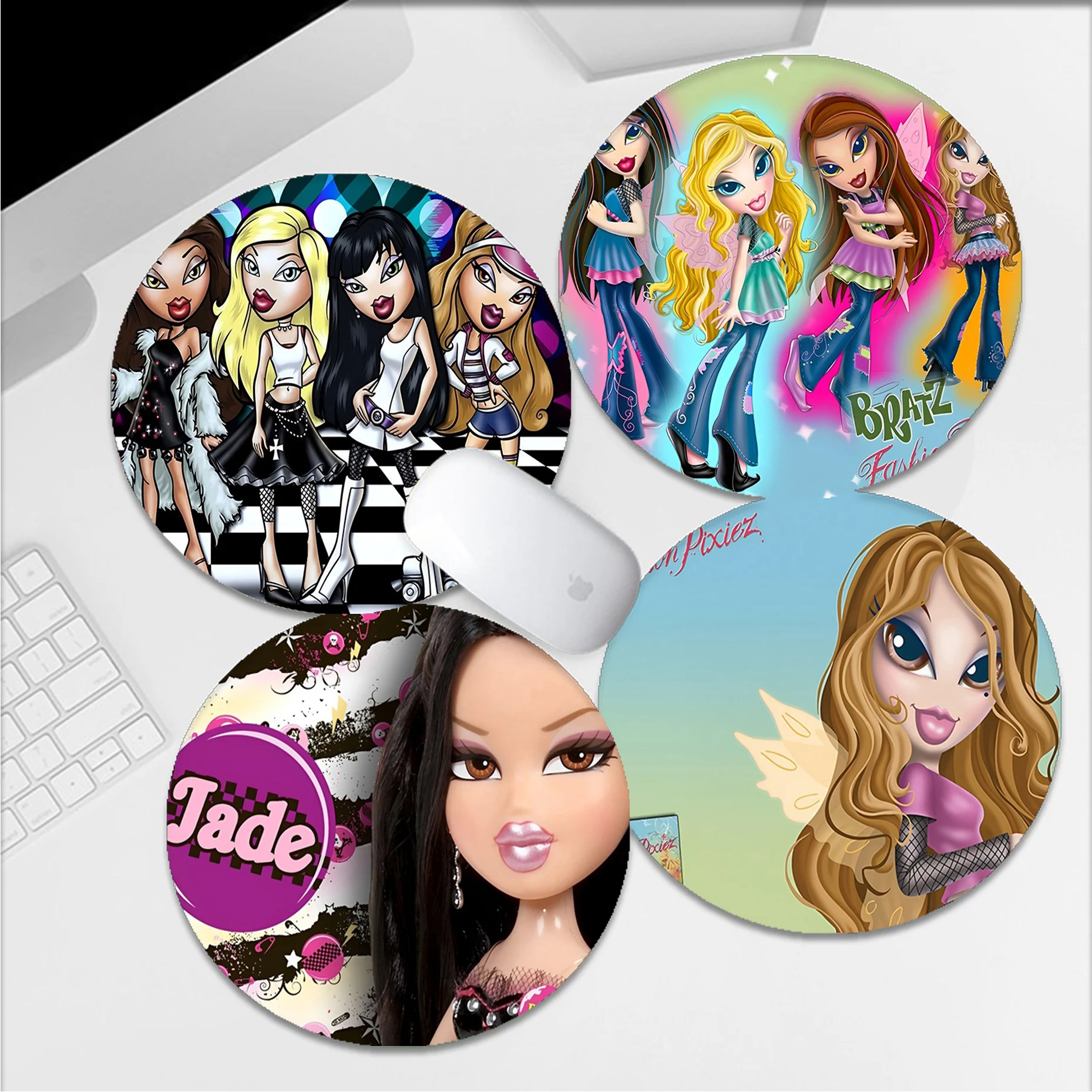 

Bratz Doll Mousepad INS Tide Round Keyboard Mat Table Mat Students Cabinet Gamer Desktop Mousepad Cup Mats Deskpad Home Decor